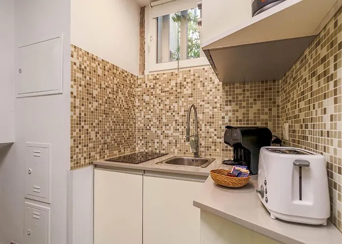 아파트 La Petite Maison Stylish By Homeful Homes *