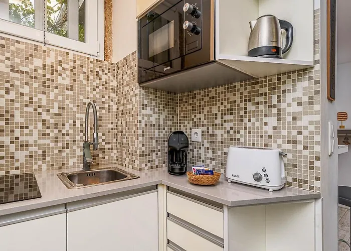 La Petite Maison Stylish By Homeful Homes 아파트 *