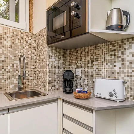 La Petite Maison Stylish By Homeful Homes شقة *